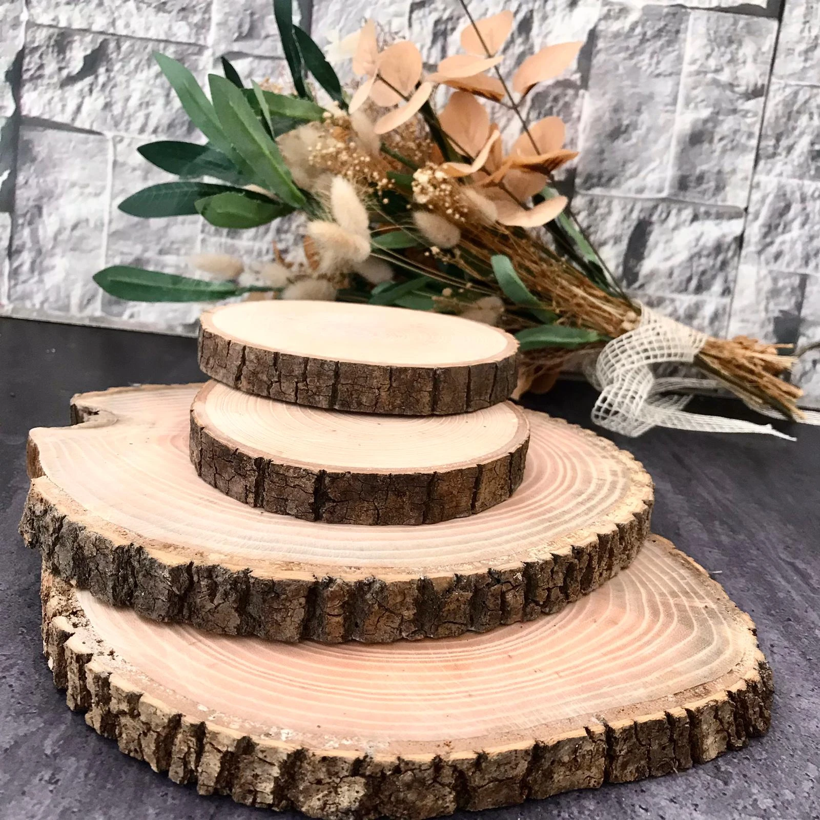 Natural Wood Log Slice Table Centrepiece or Tree Bark Wedding Cake Stand Natural Wood Log Slice Table Centrepiece or Tree Bark Wedding Cake Stand