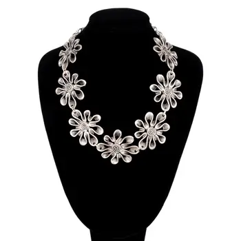 

Necklace flower (53451)