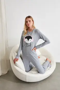 

Trendyol Penguin Printed Knitted Pajamas Set THMAW21PT0305
