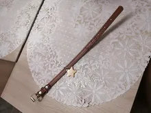 Collar de piel sintética para mascotas, Collar ajustable con cascabel para gatos, rojo, azul, marrón, rosa, talla XS S M