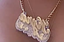 Collares personalizados con Nombre del bebé para niños y mujeres, placas con nombre personalizadas, acrílico, corte láser, joyería