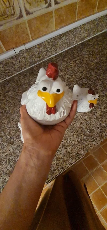 Chicken Yard Art Resin Chicken Home Decoration Backyard Lawn Garden Stakes Farm Rooster Cockerel Steel Chicken Resin Sculptures photo review