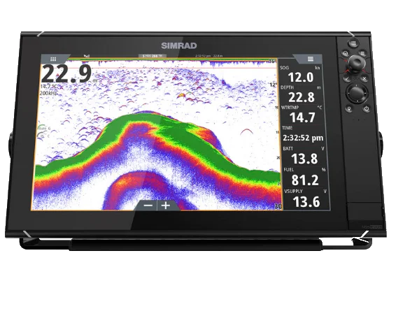 Многофункциональный дисплей Simrad NSS12 evo3 with world basemap | Спорт и развлечения