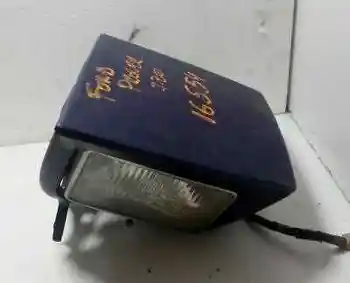 

1305620197 HEADLIGHT LEFT FORD PROBE