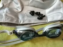 Gafas de natación antiniebla impermeables para hombre y mujer, equipo de piscina con tapones para los oídos, gafas deportivas de buceo para adultos y niños