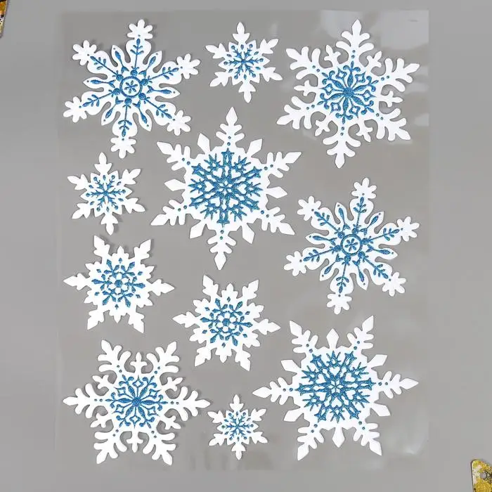 снежинки. снежинки на стекле. снежинки для вырезания. снежинка 27. старые снежинки из бумаги.