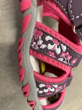 Apakowa nuevo deporte de niñas sandalias de playa de verano de los niños zapatos de bebé sandalias de dedo del pie cerrado niñas Sandalias Zapatos de los niños zapatos de la UE 21-32