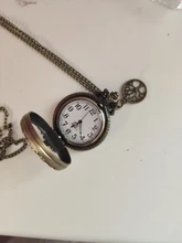 Reloj de bolsillo de cuarzo de árbol de la vida hueca, cadena inmortal, colgante de diseño de bronce, reloj Vintage antiguo Fob + accesorio de árbol