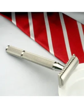 

Above The Tie Safety Razor Colossus M2 Open Comb