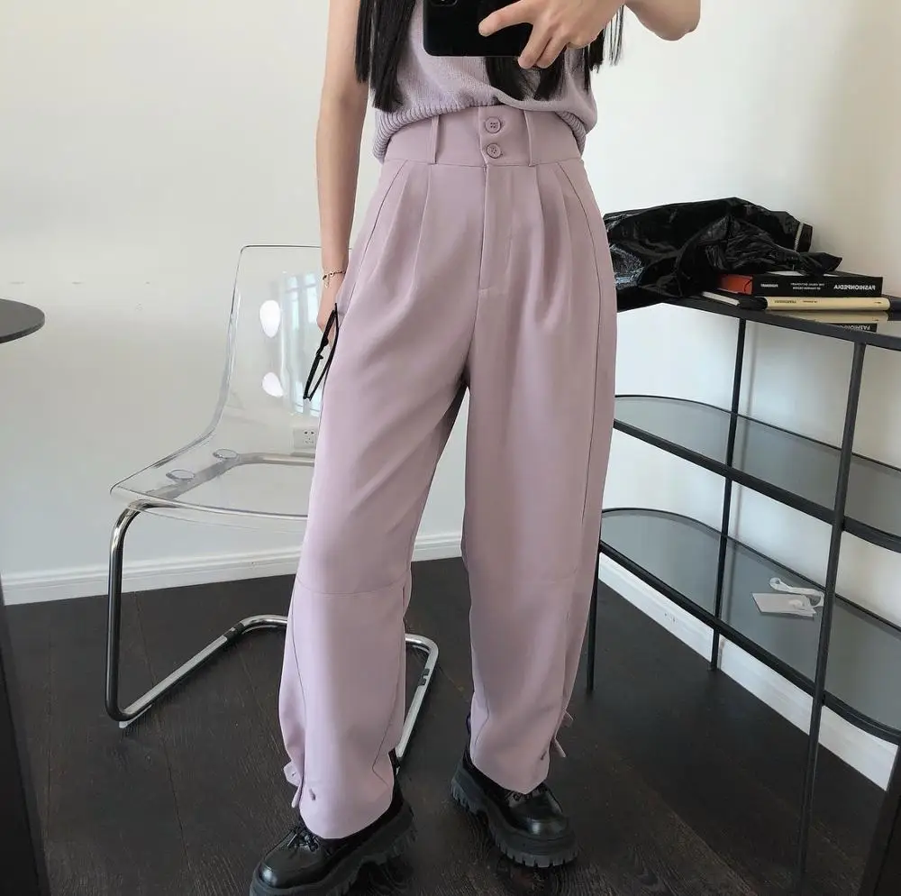 

woman new model trousers