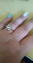 Anillo de oro blanco con diamantes