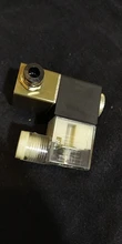 2V025-08 normalmente cerrado 12V 12V 24V 220V 1/4 BSP 2 2 posición de válvula solenoide de aire 2V025-08 Válvula de Control neumática