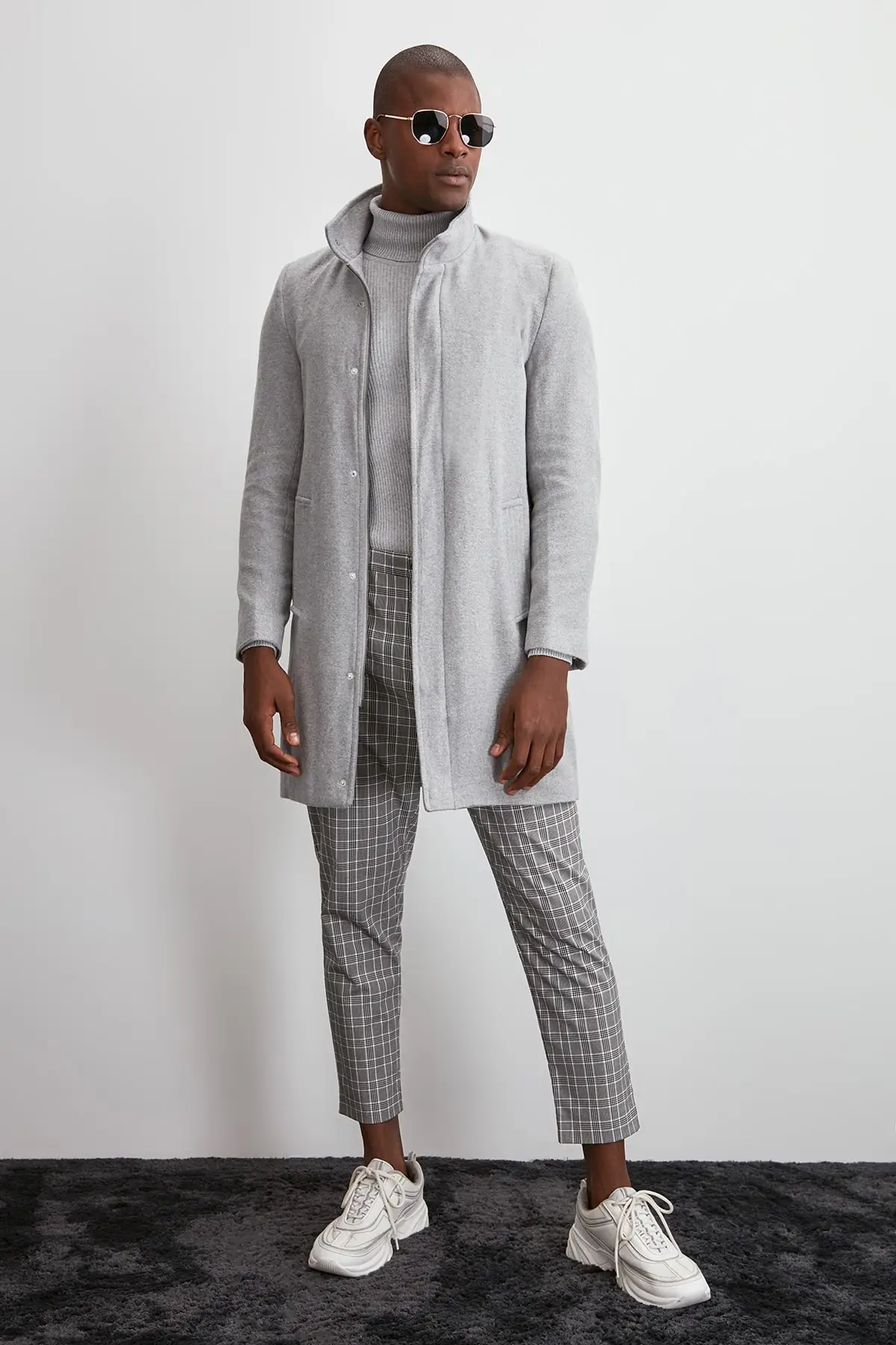 Trendyol Мужское пальто с правым воротником TMNAW20KB0251