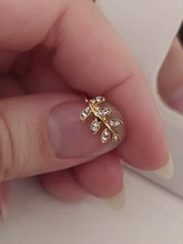Pendientes de cartílago falso para mujer, aretes pequeños a la moda, Color dorado, sin piercing