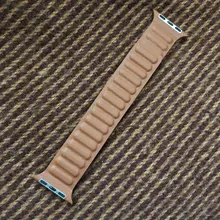 Correa de enlace de cuero para Apple watch, banda de 44mm, 40mm, 38mm, 42mm, pulsera de bucle magnético original, iWatch seires 3, 5, 4, 6 SE