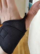 Muñequera de Protección deportiva de turmalina, cinturón de autocalentamiento, almohadillas de terapia magnética con infrarrojos lejanos, alivio del dolor, 1 par