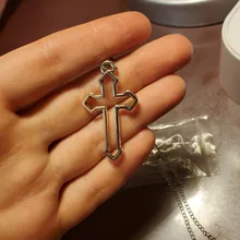 Collar con colgante gótico de Cruz hueca para hombre y mujer, collar de estilo callejero, Color plateado, regalo, joyería de cuello al por mayor