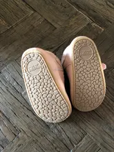 Zapatos de princesa para bebés de cuero suave lujoso para recién nacidos, mocasines para niñas, zapatos de goma con suela para bebés, antideslizantes, calados para primeros caminantes de verano