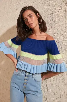 

Trendyol Knitwear Sweater TWOSS20KZ0085