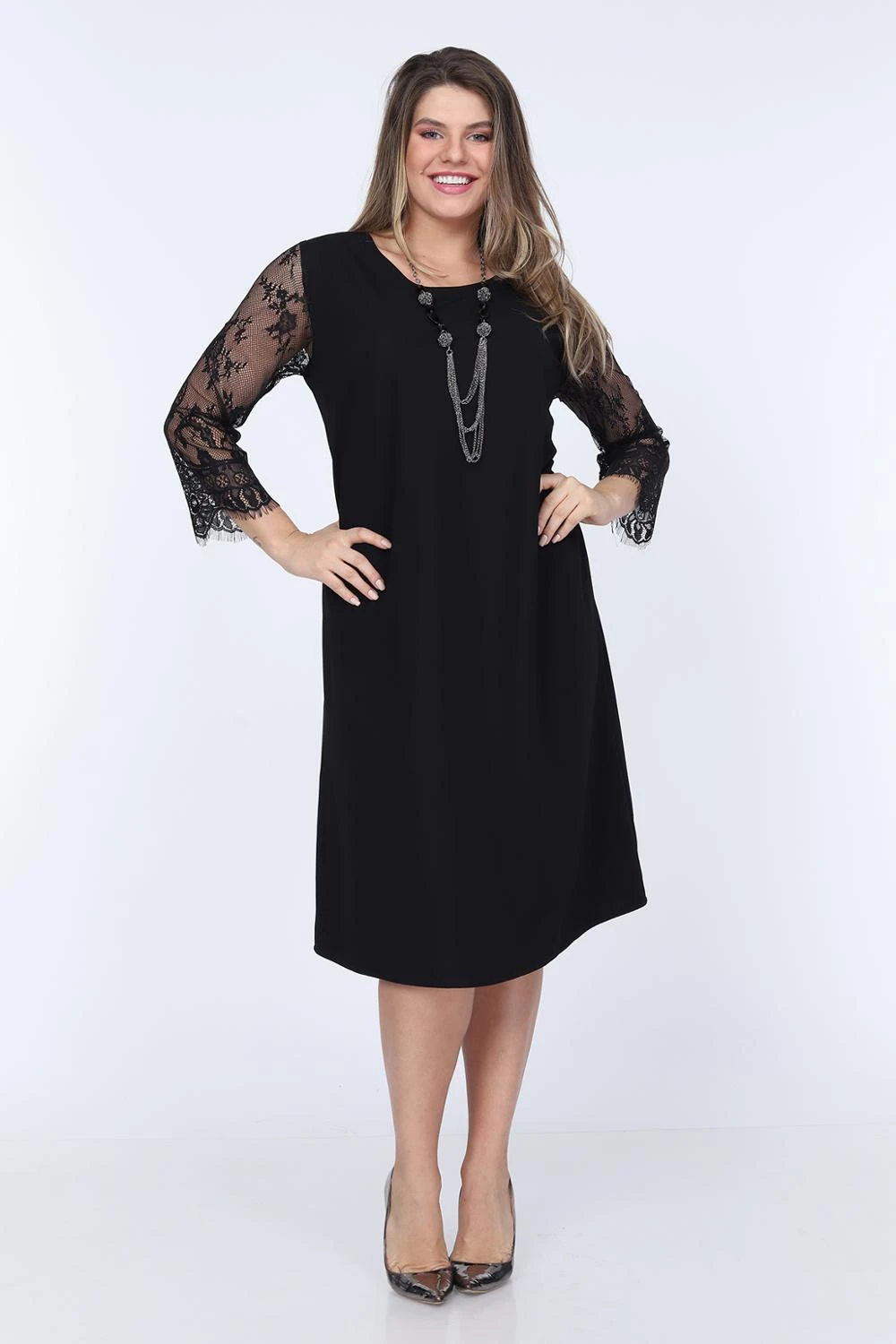 quarter sleeve lace dress
