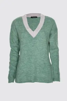 

Trendyol V Collar Knitwear Sweater TWOAW21KZ0056