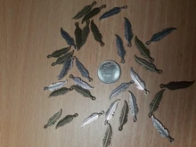 30 Uds. De Plumas antiguas de aleación de Zinc de 7x27mm, dijes, accesorios de joyería Diy, venta al por mayor