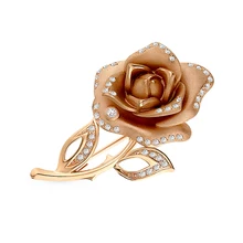 Золотая брошь с бриллиантами SUNLIGHT проба 585