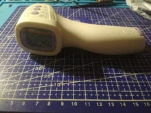 Termómetro Digital de infrarrojos para la frente, medidor de temperatura corporal sin contacto, para adultos y bebés, 8813
