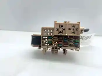 

8200574970 RELES box/RENAULT KANGOO fuses