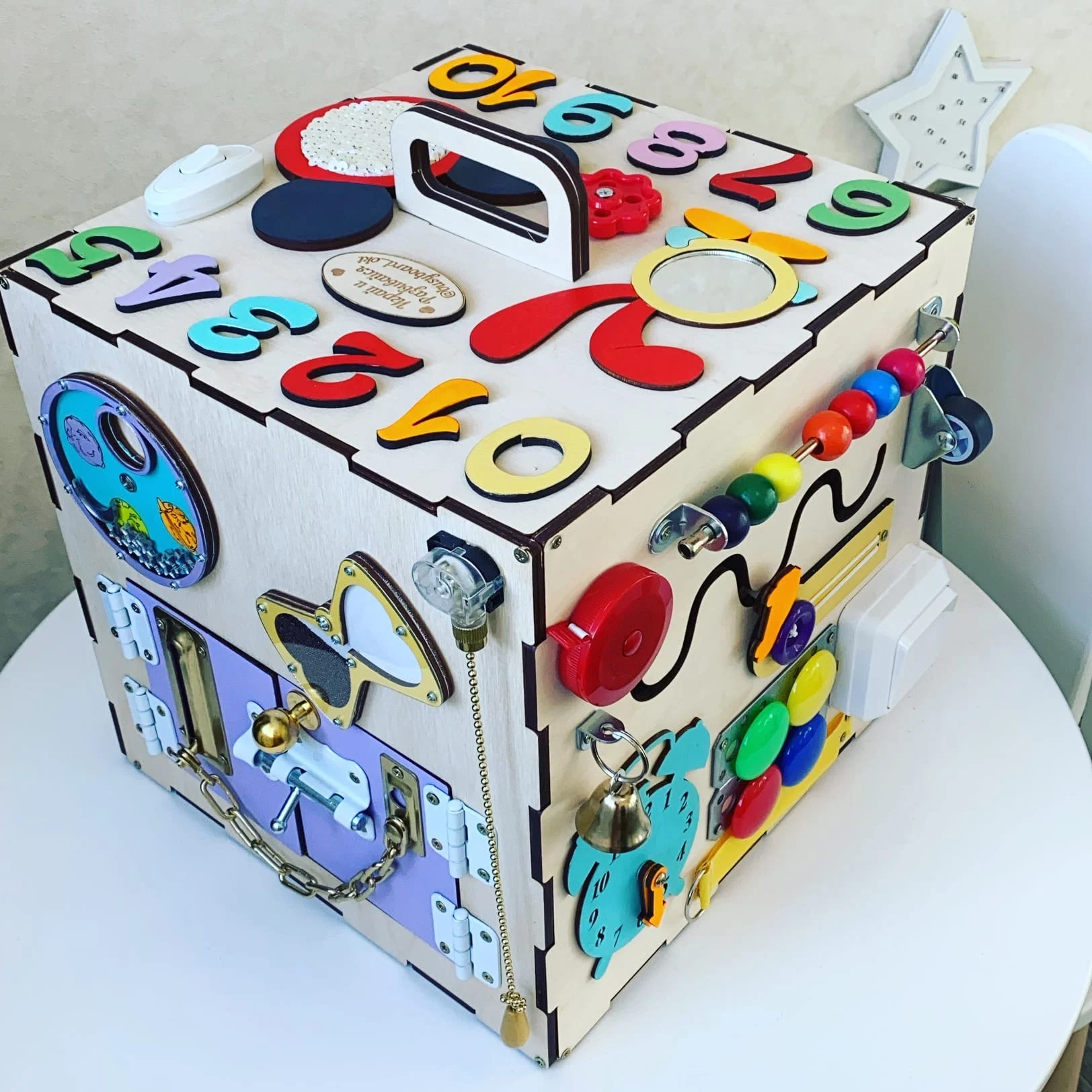 Рисунок 2 - Бизикуб 30*30 6 сторон Деревянная