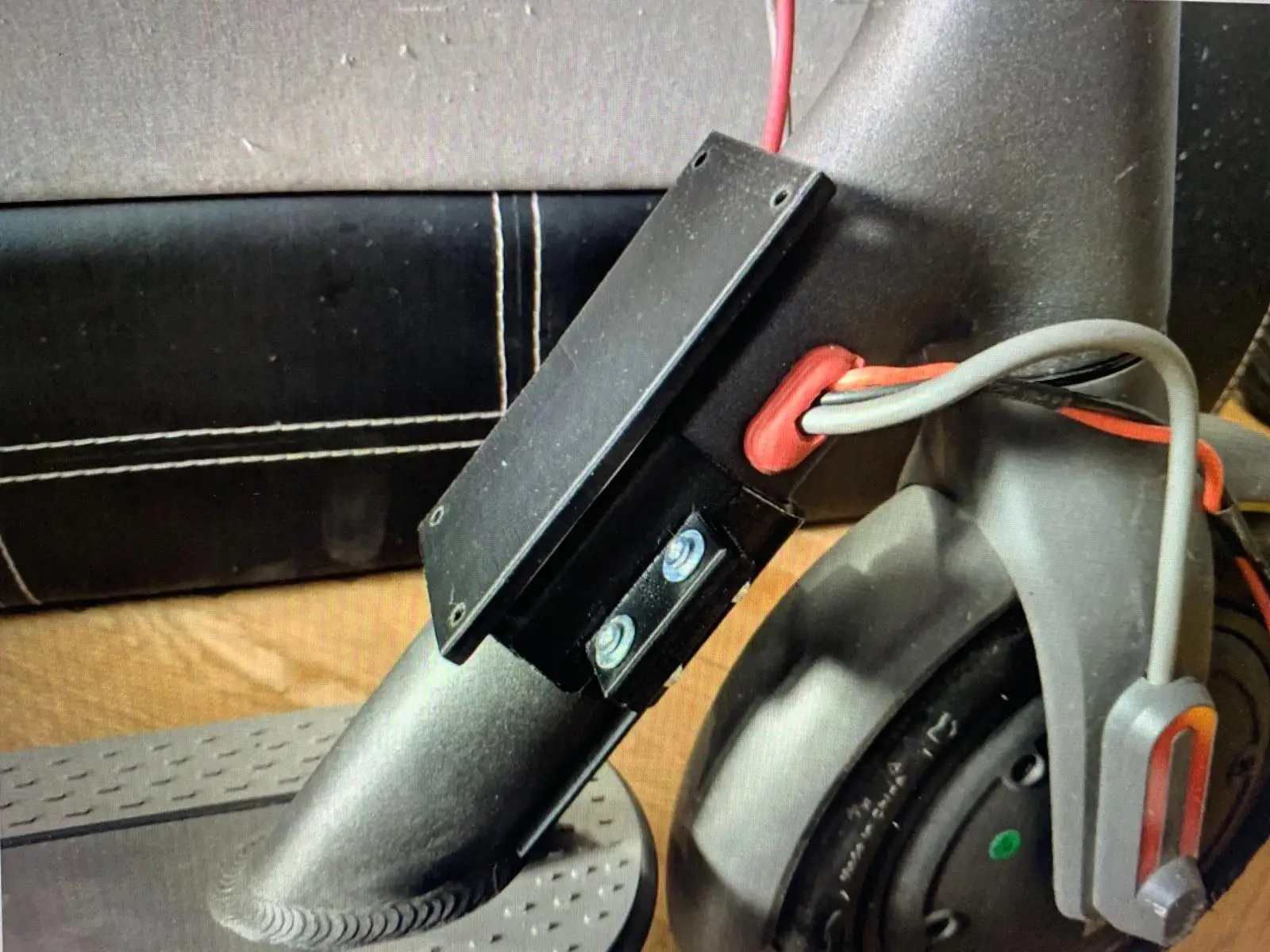 Soporte para mochila patinete-bicicleta