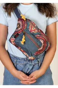 

Ethnic Patterned Women's Blue Waist Bag Daily Use