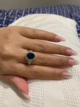 Huitan-anillos de boda de la serie de plantas románticas, anillo de compromiso de estilo europeo Vintage con piedra verde brillante, forma de flor de lujo