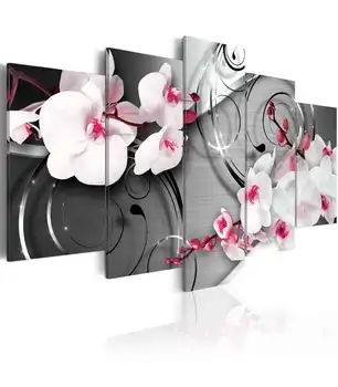 

Picture-with raspberry accent