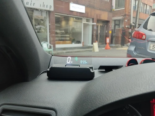Отзыв о товаре Проектор EANOP M40PLUS, зеркало на лобовом стекле, дисплей OBD2, Winshield, измеритель скорости вращения, скорость проектора, расход масла, приложение дл... от пользователя O***e
