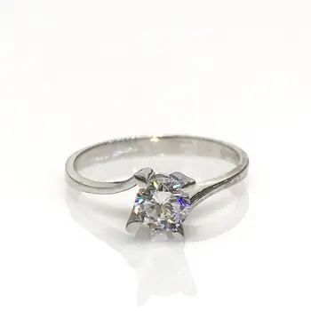 

8 K Golden Ivy White Gold Engagement Ring