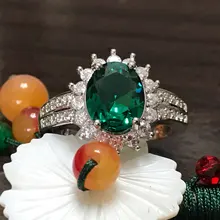 Huitan-anillos de boda de la serie de plantas románticas, anillo de compromiso de estilo europeo Vintage con piedra verde brillante, forma de flor de lujo