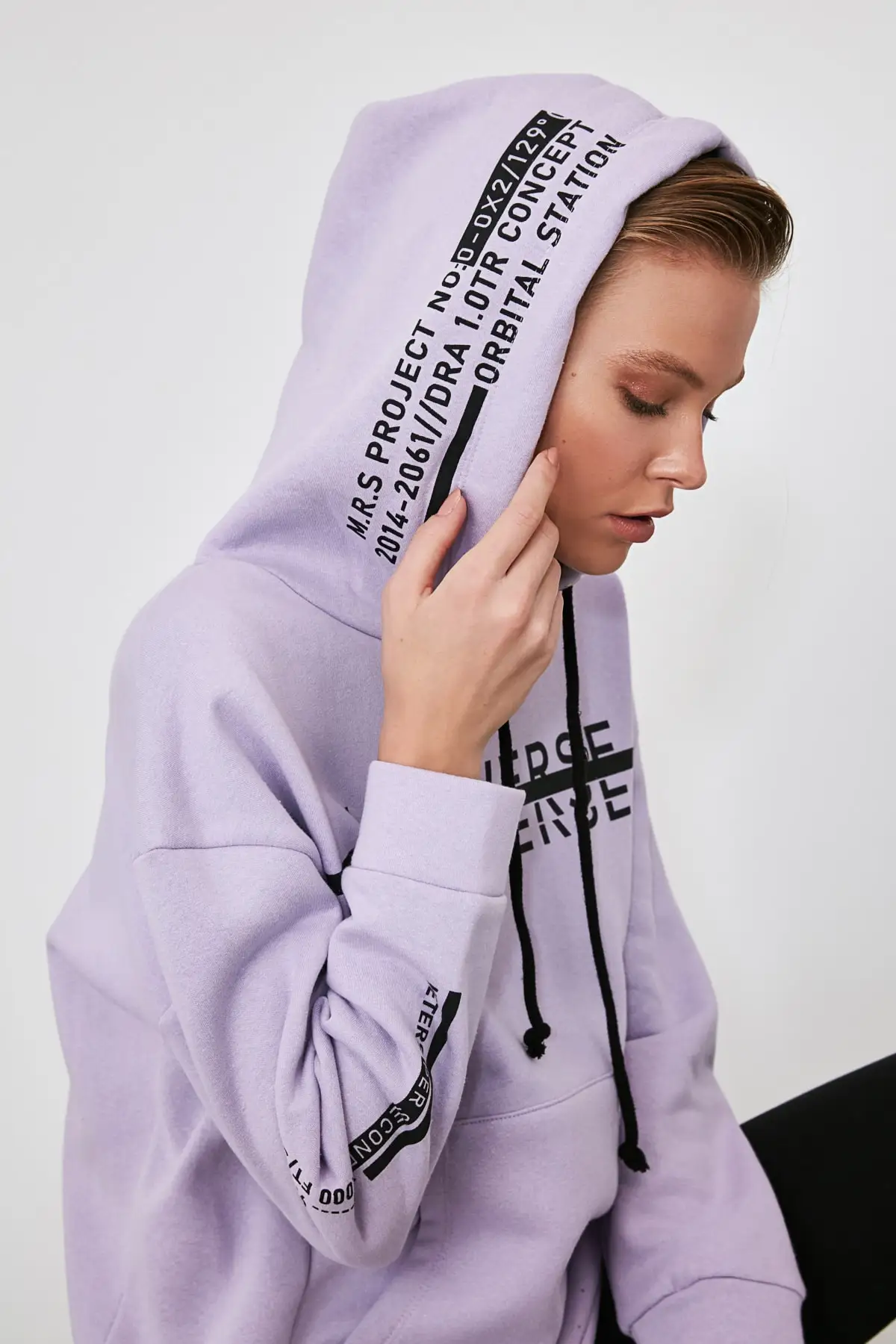 Trendyol Printed Hooded Oversize Knitted Sweatshirt TWOAW21SW0036|Hoodies & Sweatshirts| - AliExpress