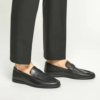 

FLO 3892-1 Black Male Shoes Garamond