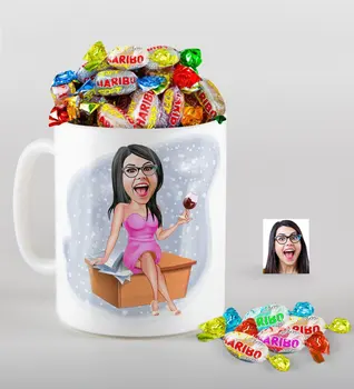 

Personalized Women 'S Boss Caricature Of mug And Haribo Candy Gift Seti-7