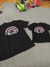 Camiseta a juego con estampado de Arco Iris para madre e hija, camiseta de manga corta con apariencia familiar, ropa de madre e hija, 1 unidad