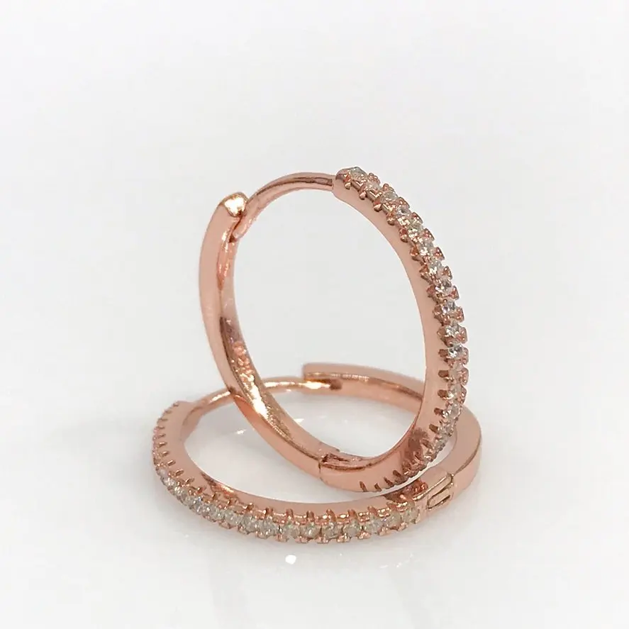 Импортные серьги-кольца из розового золота с кубическим цирконием