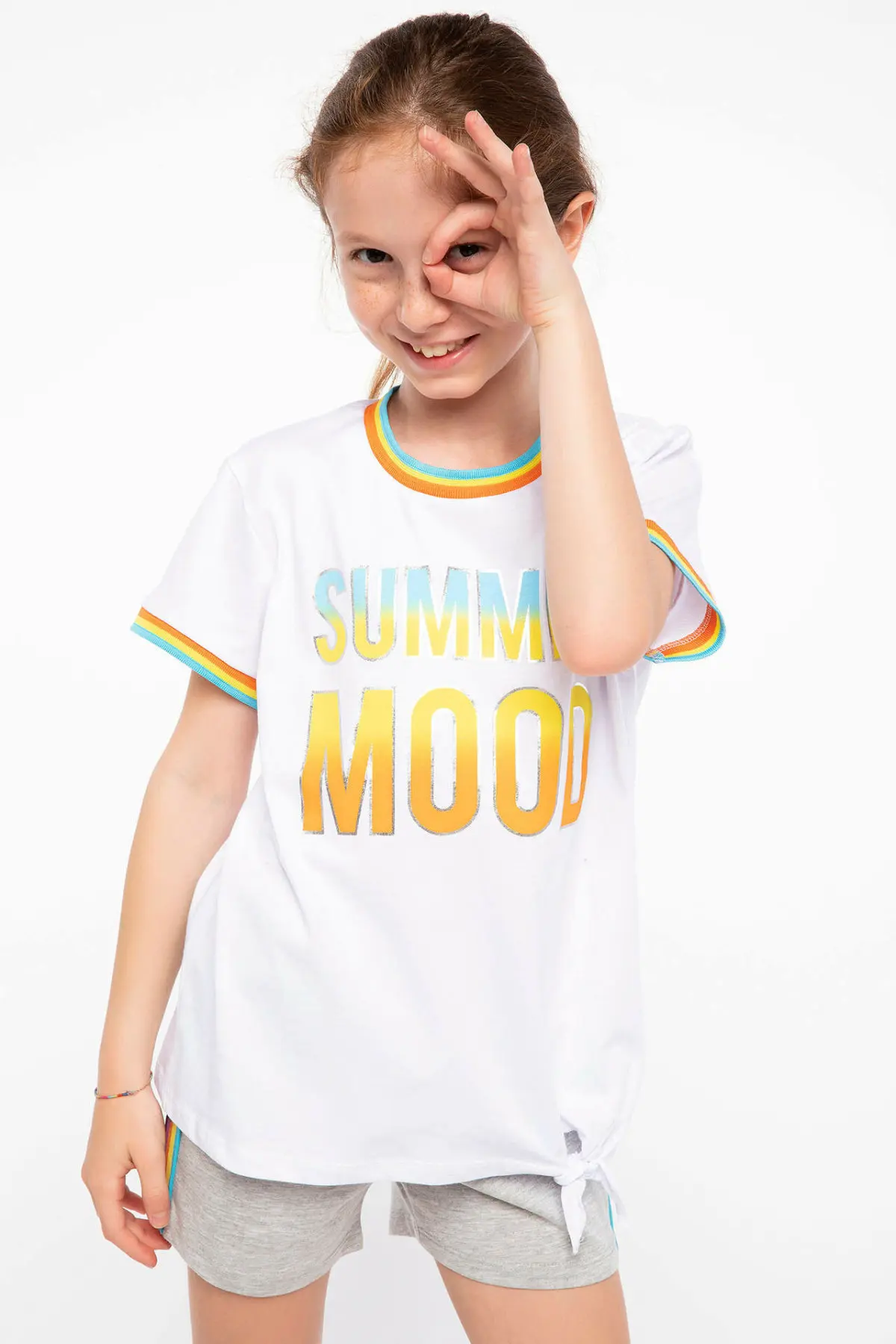 Ropa Básica Niño Cuello Redondo Camiseta DeFacto Para Niños