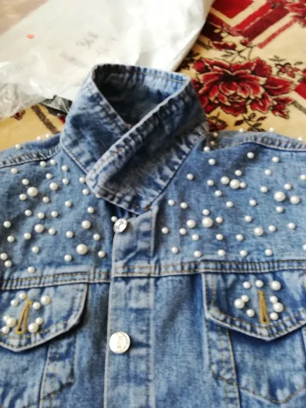 Women Pearl Embellished Denim Jacket With Long Sleeve JKP4722