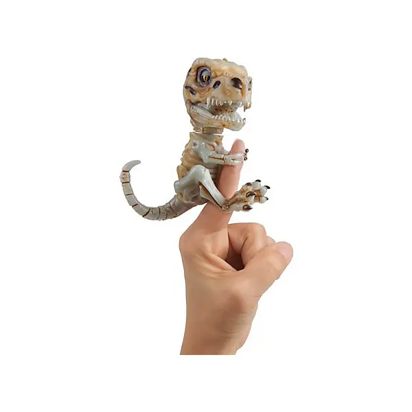 Интерактивный Скелетон WowWee Fingerlings "Дуум"