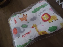 Soporte cómodo de dibujos animados para bebé, almohada antirollo para bebé, cuello plano, protección de algodón para bebé