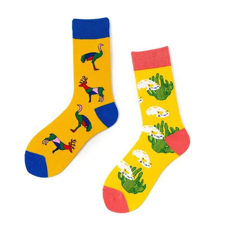 

2019 New Europe America Men Socks Creative Graffiti animal ostrich giraffe Fashion brand Women Socks 5 Colors
