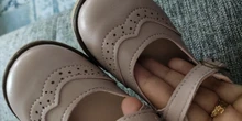 Zapatos planos para niños, sandalias informales para niños, zapatos de princesa de cuero Pu antideslizantes, mocasín de fondo suave hueco Retro