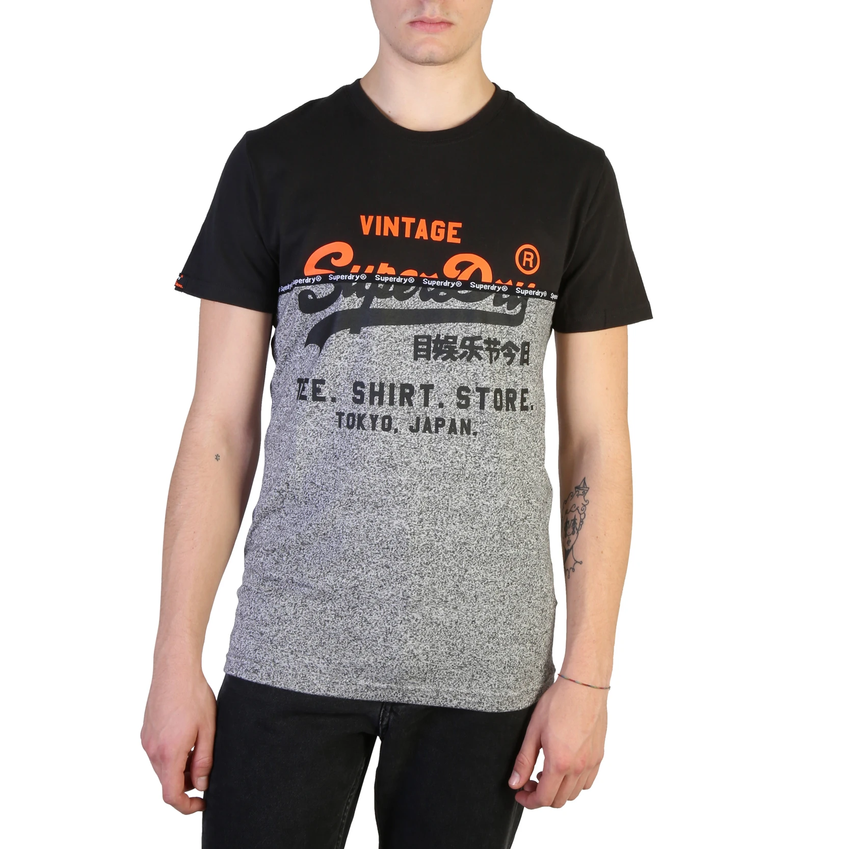 Superdry M1000034B мужские черные 103714. Цвет: черный, размер: MSuperdry5057842731024