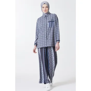 

Armine Flare Pants Indigo 9 Y2728